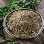 6 lợi ích của trà hương thảo Dried rosemary (1)